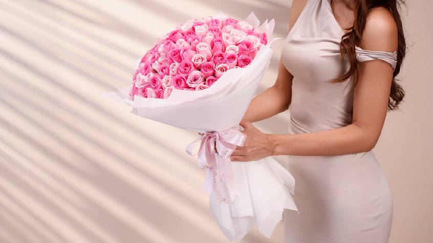 Flower Bouquet Delivery in Hyderabad 